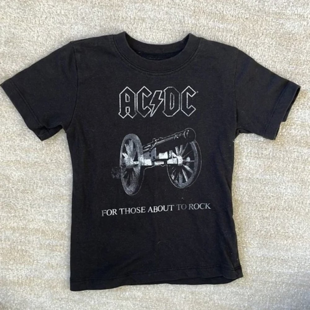 AC⚡DC For Those About To Rock Black T-shirt